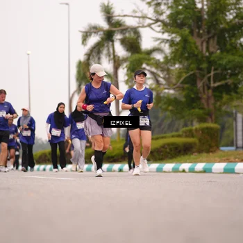 Runner Photo 7540678