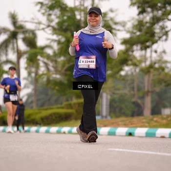 Runner Photo 7540680