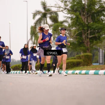 Runner Photo 7540683