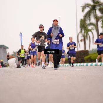 Runner Photo 7540698
