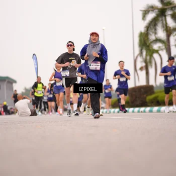 Runner Photo 7540699