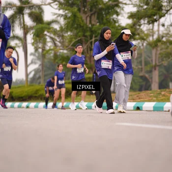 Runner Photo 7540703