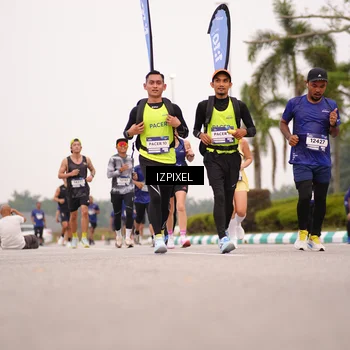 Runner Photo 7540720