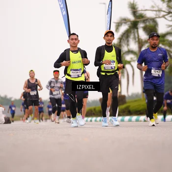Runner Photo 7540724
