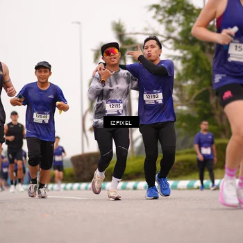 Runner Photo 7540737