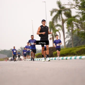 Runner Photo 7540745
