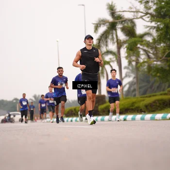 Runner Photo 7540750