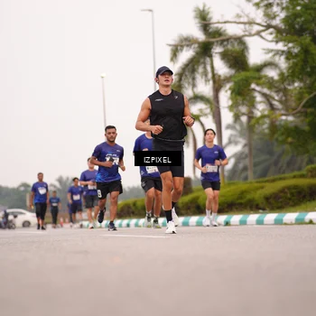 Runner Photo 7540751