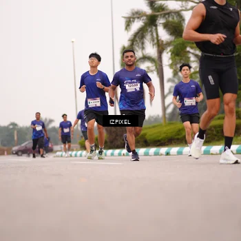 Runner Photo 7540756