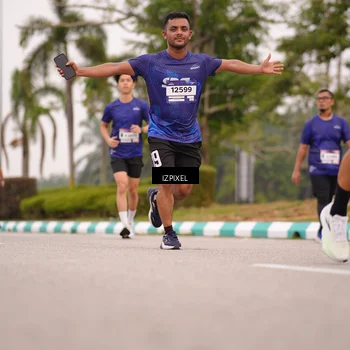 Runner Photo 7540758