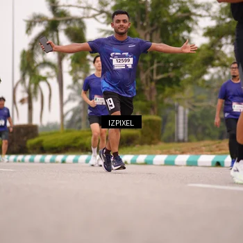 Runner Photo 7540759