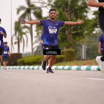 Runner Photo 7540760