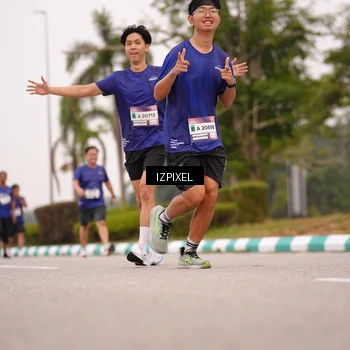 Runner Photo 7540784