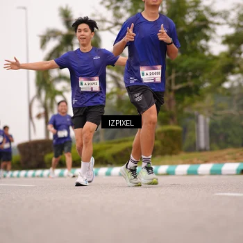 Runner Photo 7540785