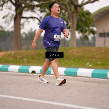 Runner Photo 7540792