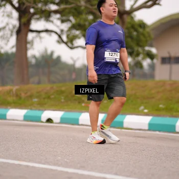 Runner Photo 7540794