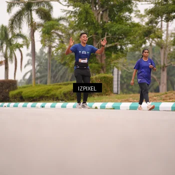 Runner Photo 7540817