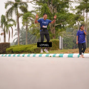 Runner Photo 7540820