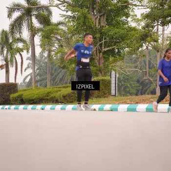 Runner Photo 7540826