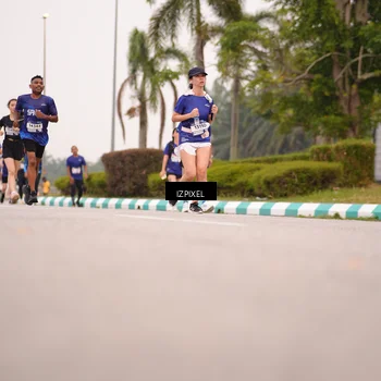 Runner Photo 7540843