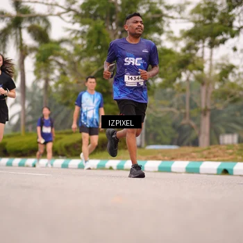 Runner Photo 7540855