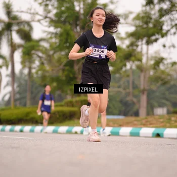 Runner Photo 7540859