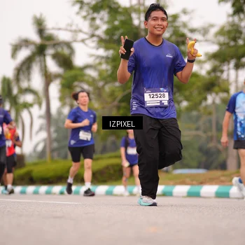 Runner Photo 7540866
