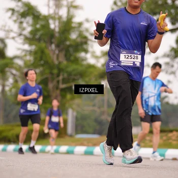 Runner Photo 7540868