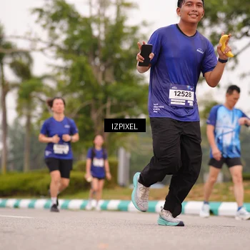 Runner Photo 7540869