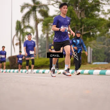 Runner Photo 7540897