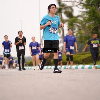 Runner Photo 7540898