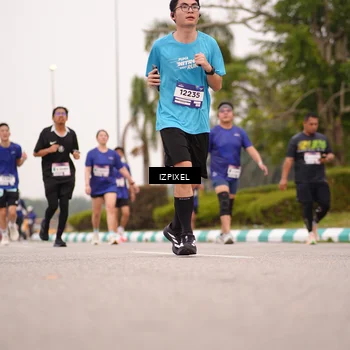 Runner Photo 7540900