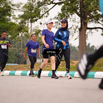 Runner Photo 7540905