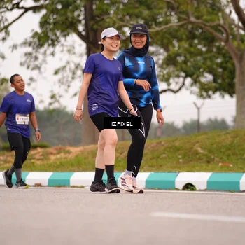 Runner Photo 7540912