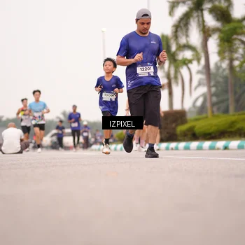 Runner Photo 7540941