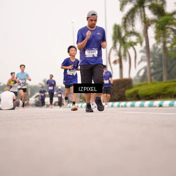 Runner Photo 7540944
