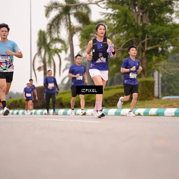 Runner Photo 7540947