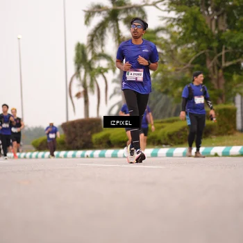 Runner Photo 7540972
