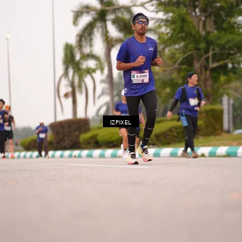Runner Photo 7540973