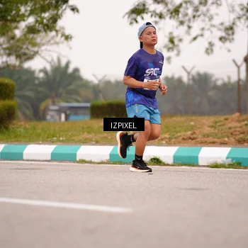 Runner Photo 7541001