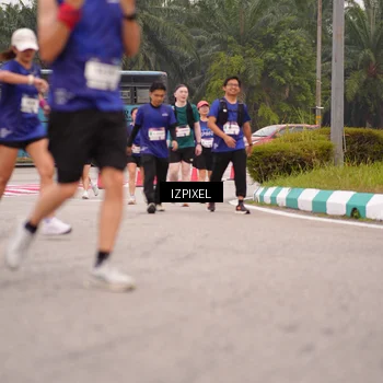 Runner Photo 7541010