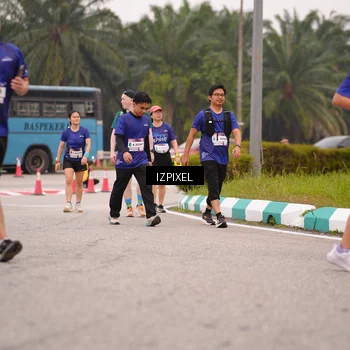 Runner Photo 7541015