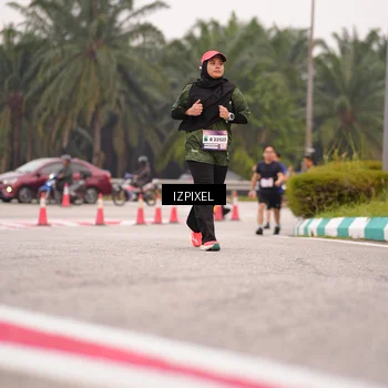 Runner Photo 7541022