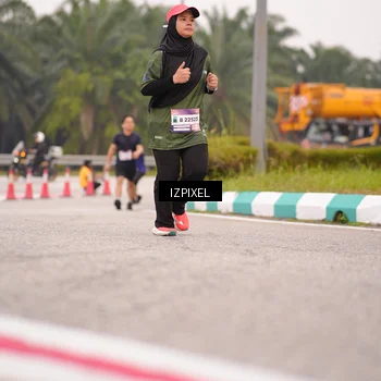 Runner Photo 7541030
