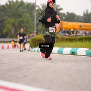 Runner Photo 7541032