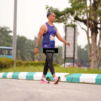 Runner Photo 7541036