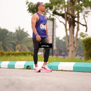 Runner Photo 7541037