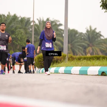 Runner Photo 7541040