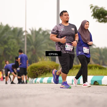 Runner Photo 7541055