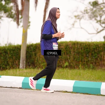 Runner Photo 7541059